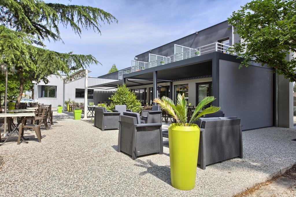 Logis Hotel Restaurant & Spa Au Comte D'Ornon Gradignan Buitenkant foto